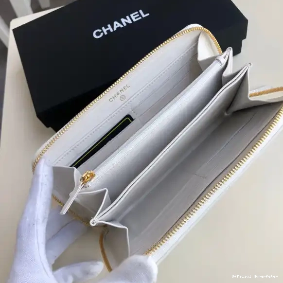 Hyper Peter 19 ZIPPED WALLET CHANEL 0628